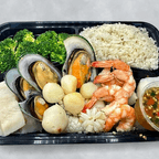 Best Seafood Plate in Long Beach, CA